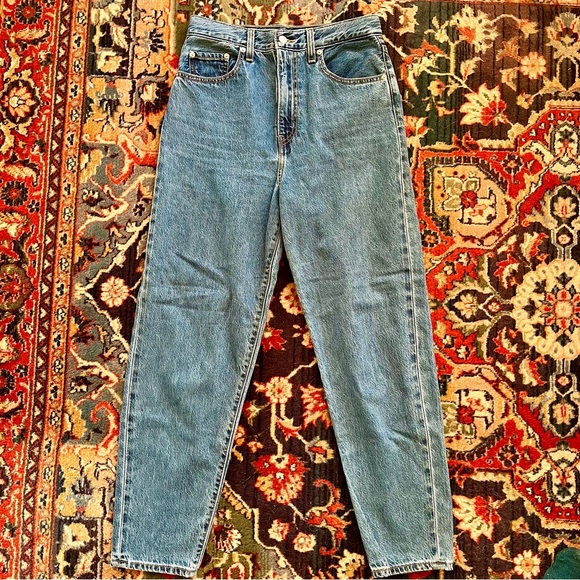 Levi’s High Loose Taper Jeans - Picture 3 of 7